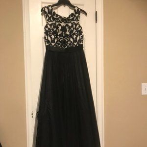 AIDAN MATTOX - EMBROIDED LONG DRESS